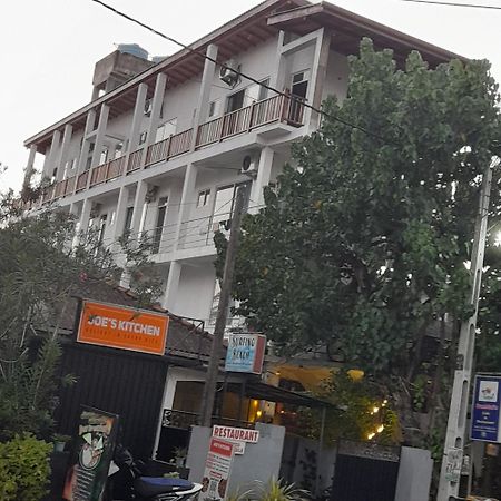Hotel Remember Hikkaduwa Exterior foto