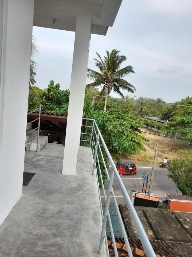 Hotel Remember Hikkaduwa Exterior foto