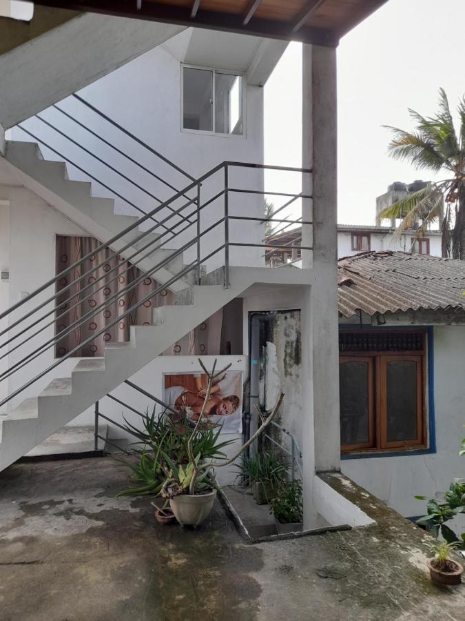 Hotel Remember Hikkaduwa Exterior foto